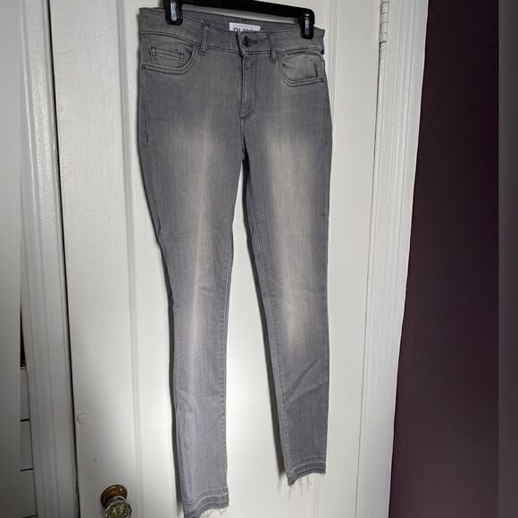 DL1961 Emma Power Legging Cateye Jeans Gray Frayed Hem Women’s Size 27 - Picture 1 of 9